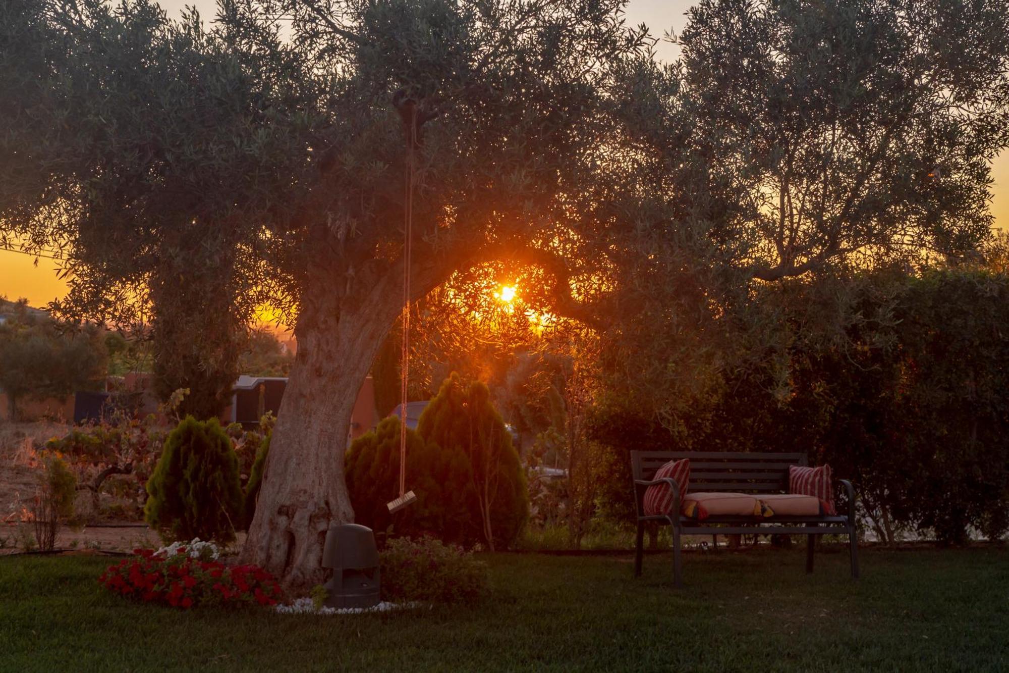 Al Karob Yoga Boutique Hotel Guia  Εξωτερικό φωτογραφία